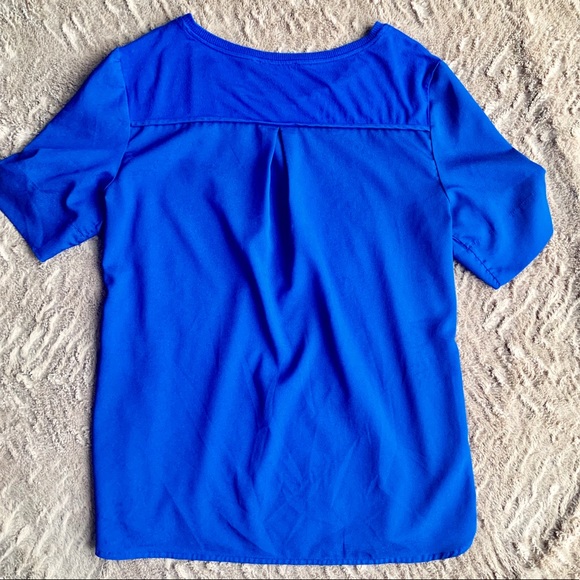 Calvin Klein Top!! - Picture 2 of 4